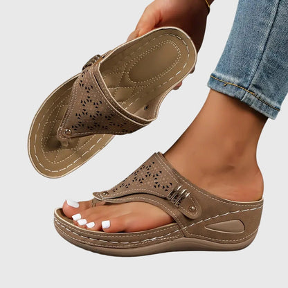Elvoria | Women’s Orthopedic Slides
