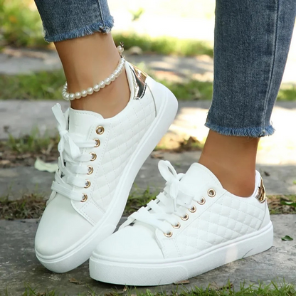 Selvara | Women’s Classic Lace-Up Sneakers