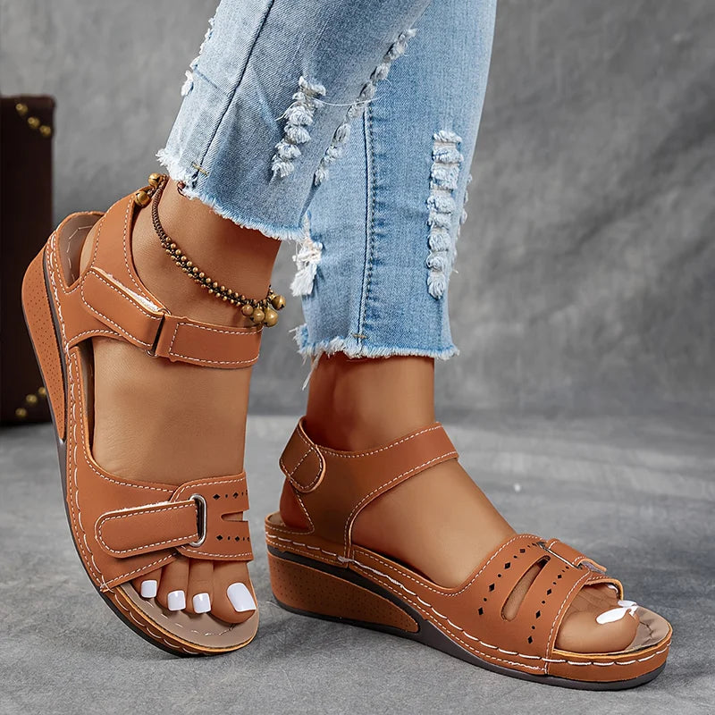 Women’s Open-Toe Sandals – Adjustable Strap Design with Cushioned Sole