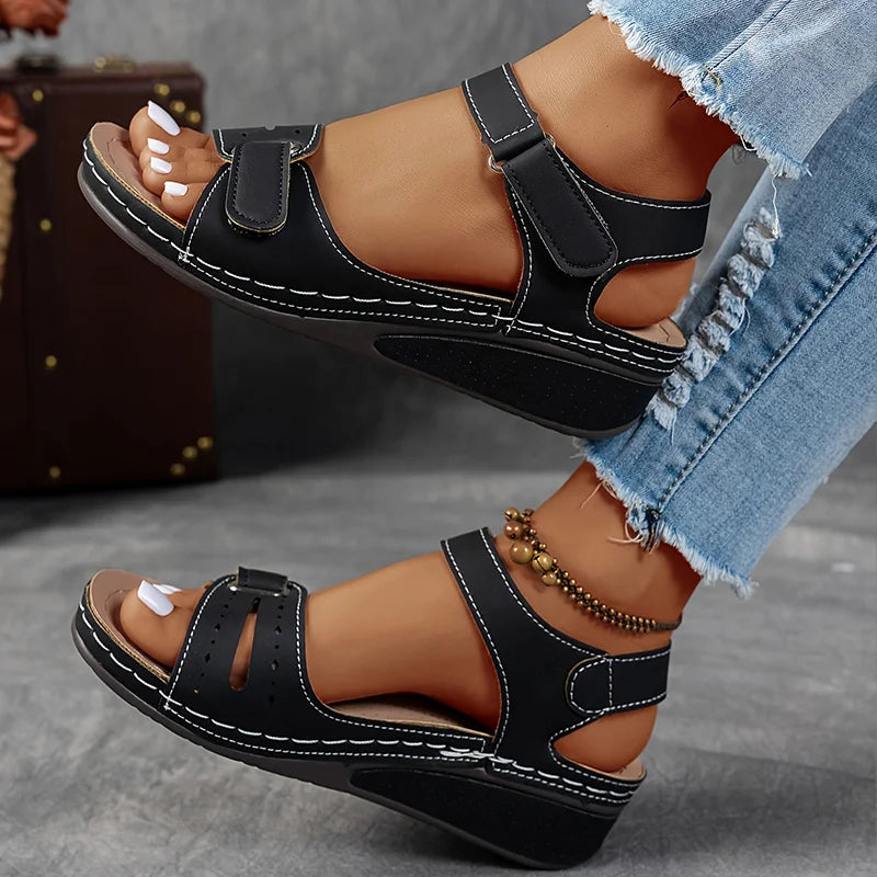Women’s Open-Toe Sandals – Adjustable Strap Design with Cushioned Sole