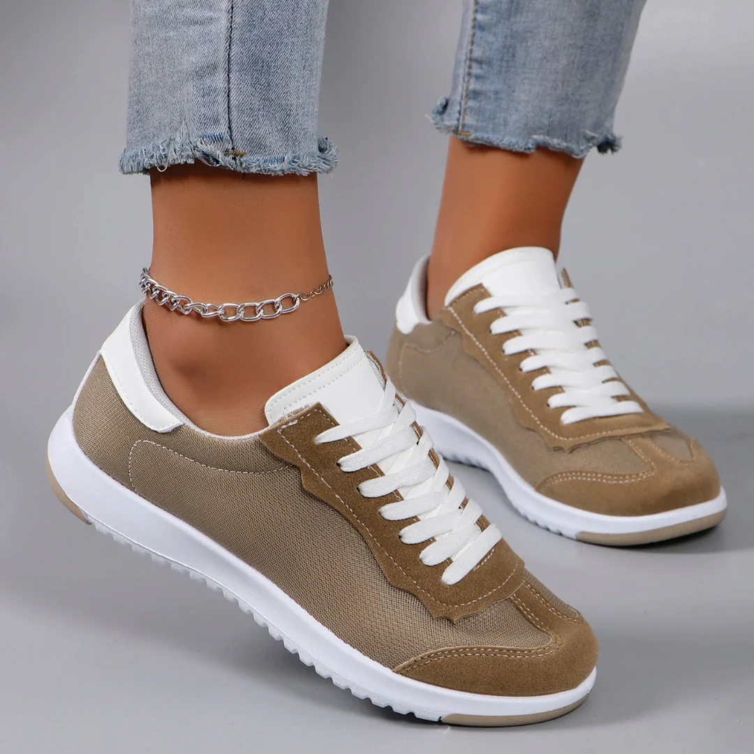 Riley | Women’s Retro Lace-Up Comfort Sneakers