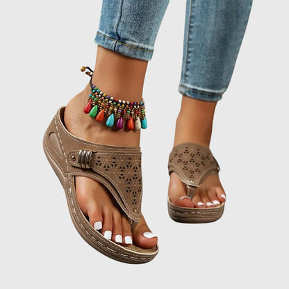Elvoria | Women’s Orthopedic Slides