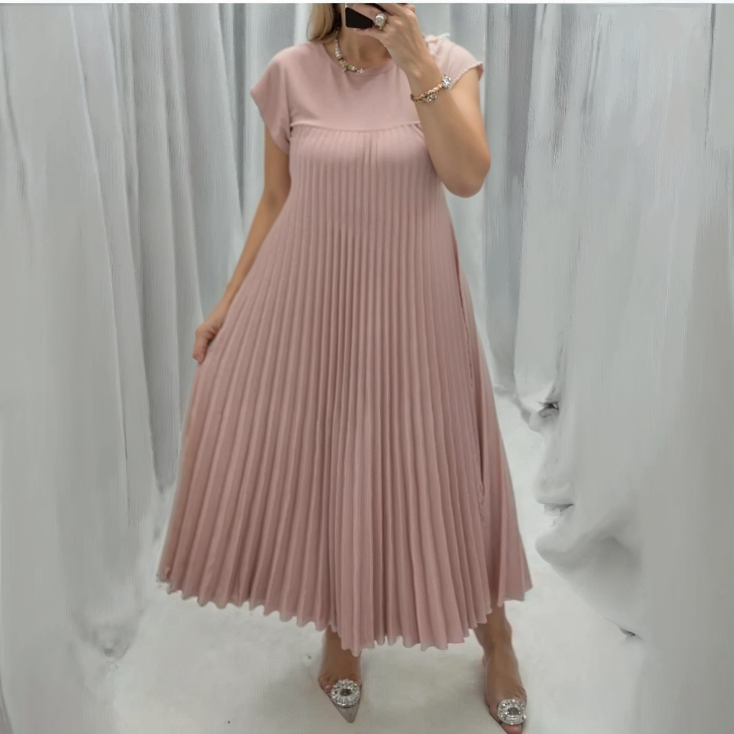 Selvara | Women’s Sleeveless Pleated Dress